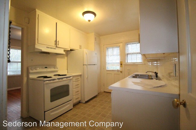 Foto del edificio - 7508 Terrace St