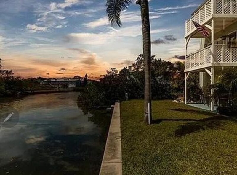 637 Garland Cir, Indian Rocks Beach, FL 33785 Townhome Rentals in