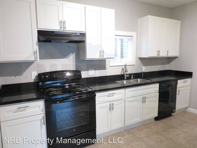 Building Photo - 3 br, 1.5 bath House - 1701 South L St