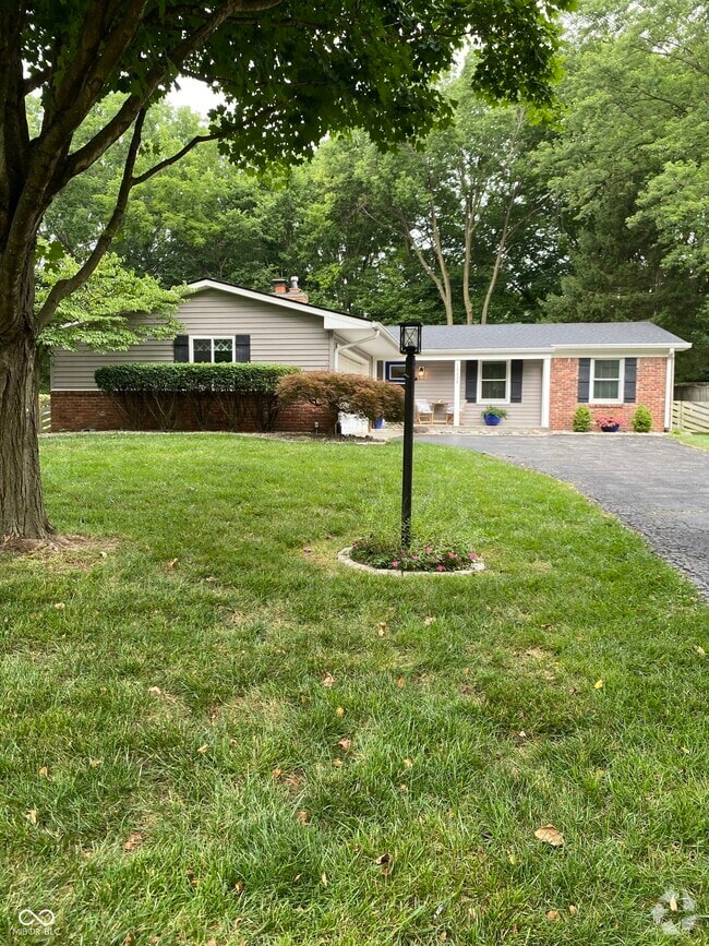 Building Photo - 10336 Orchard Park Dr W