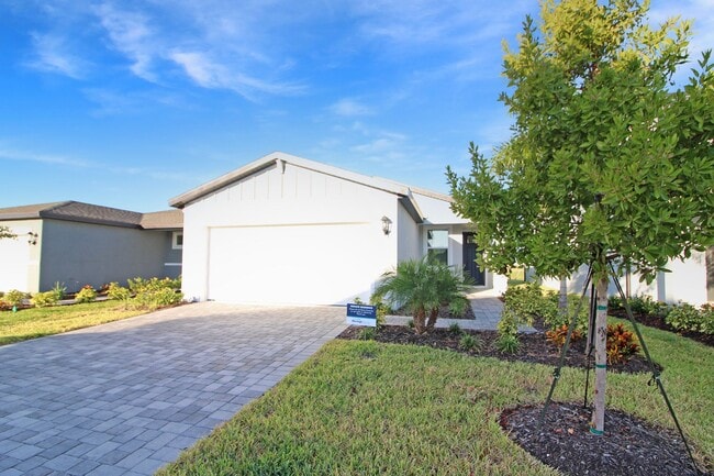 Building Photo - Magnolia Bay Annual Home for Rent
