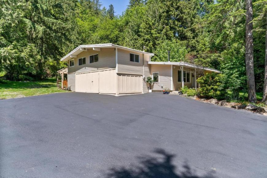 Primary Photo - 4 bedroom in Issaquah WA 98027