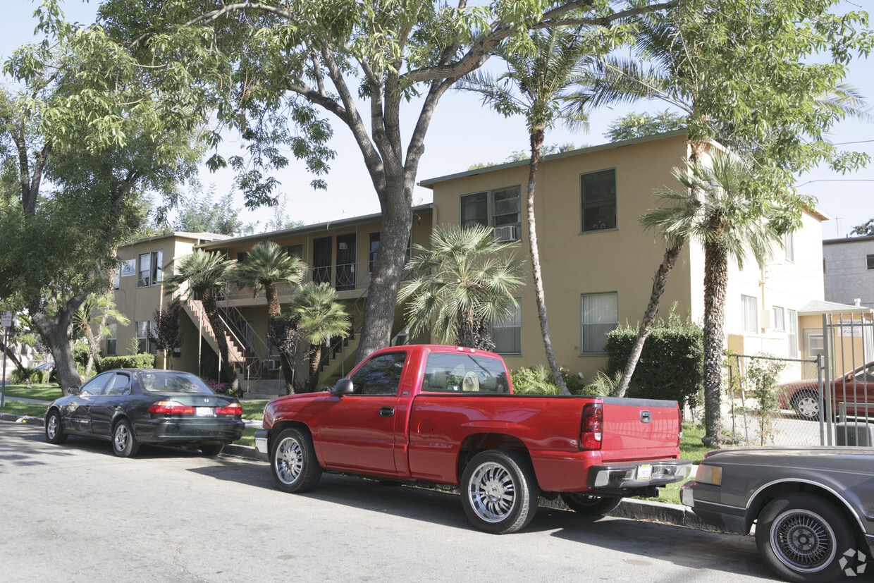 Primary Photo - 11355 Tiara St