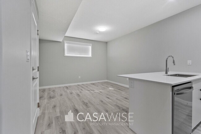 Photo du bâtiment - 3270 Dallas Schmidt Dr NW
