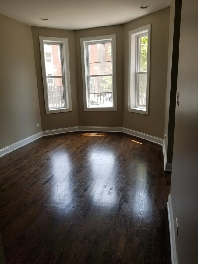 Building Photo - 2236 W 21st St