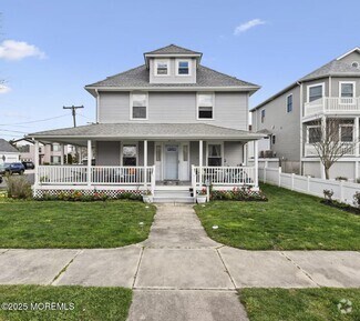Building Photo - 119 Forman Ave