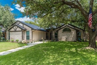 Building Photo - 15520 Bay Point Dr