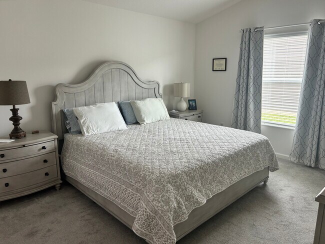 Building Photo - 3315 Shari St