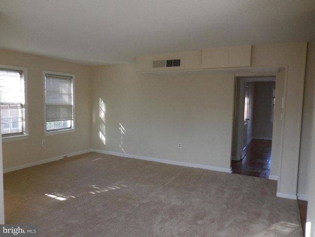 Building Photo - 6510 Potomac Ave
