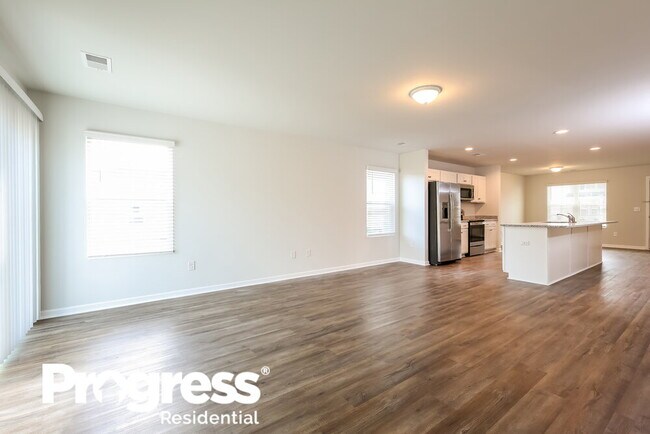Building Photo - 883 Willowmere Way