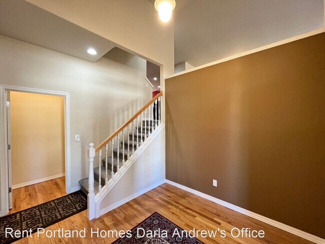 Foto del edificio - 3 br, 2.5 bath House - 15940 SW Snowy Owl Ln