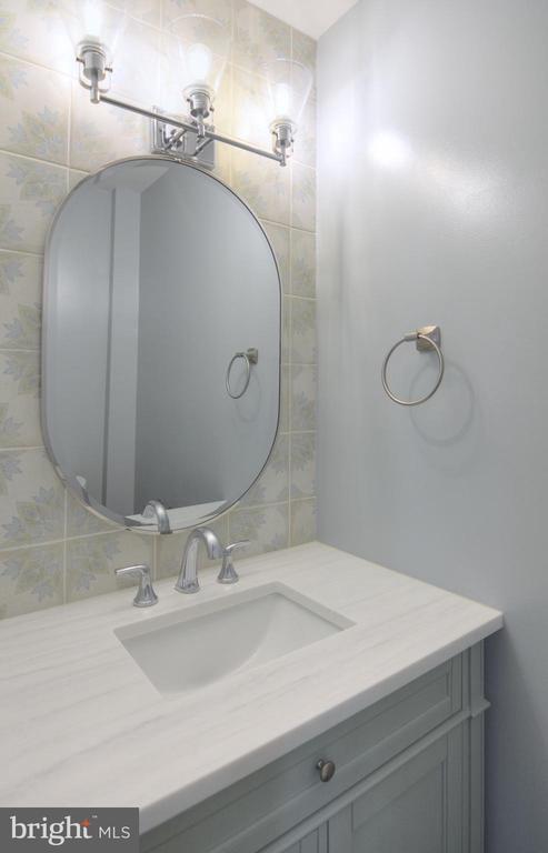 Foto principal - 3822 Gawayne Terrace