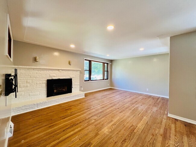 Foto del edificio - 2875 S Sherman St