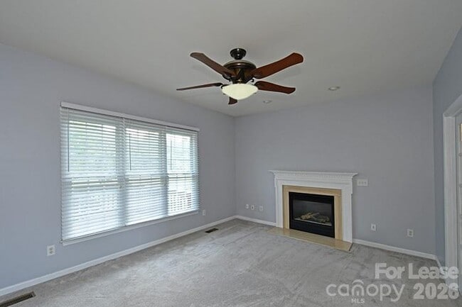 Building Photo - 10402 Friarsgate Rd