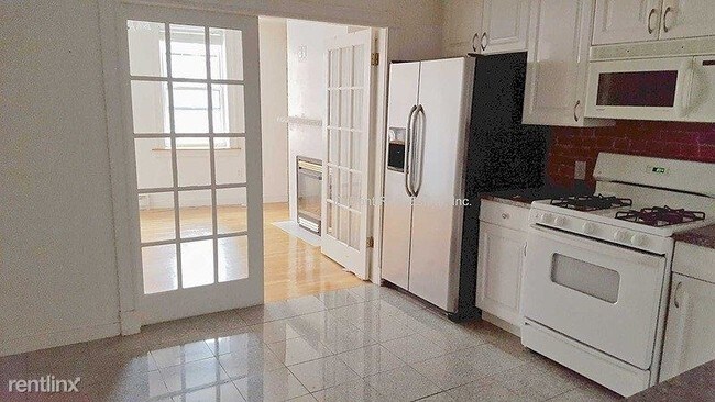 Foto del edificio - 2 br, 1 bath Apartment - 69 Prince Street 1