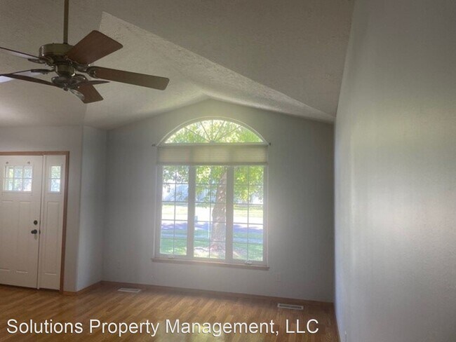 Building Photo - 3 br, 3 bath House - 909 S Collen Ln