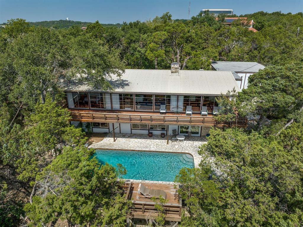 Primary Photo - 1409 Flintridge Rd