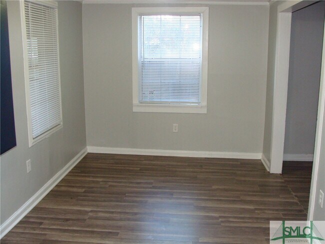 Foto del edificio - 314 Edgewater Rd
