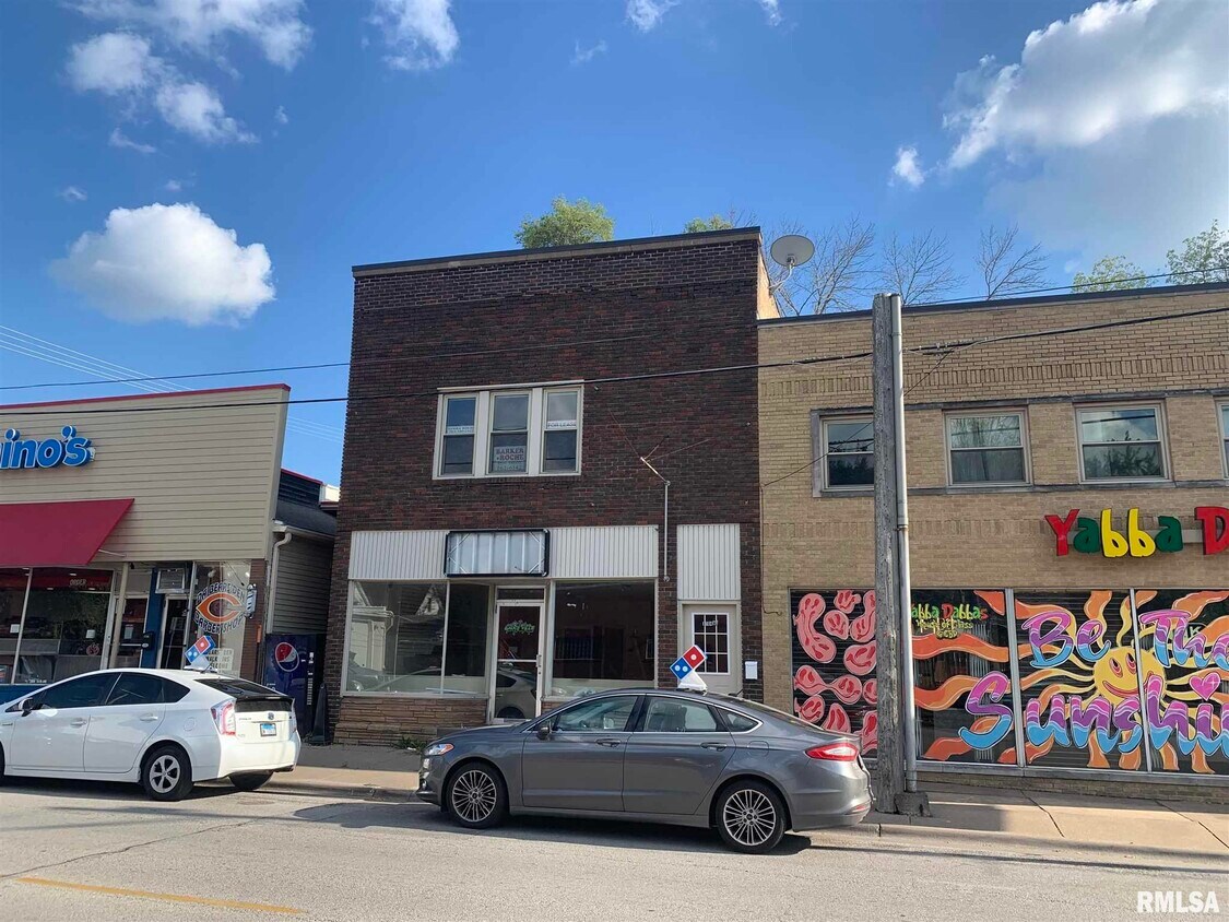 3704 14th Ave, Rock Island, IL 61201 Room for Rent in Rock Island, IL