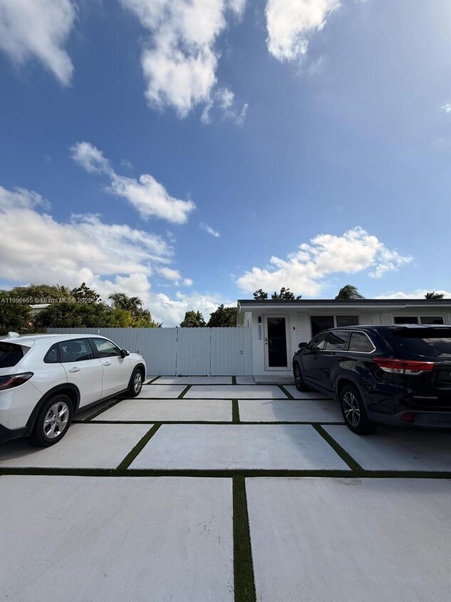 Foto principal - 28631 SW 147th Ct