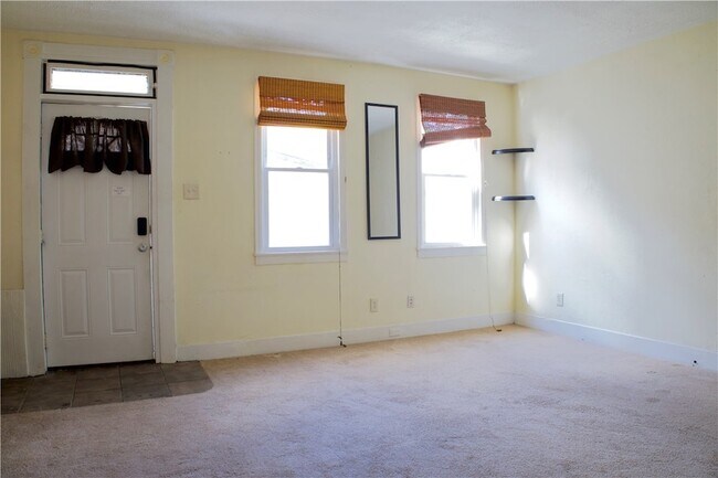 Building Photo - 23 Kosciusko Way