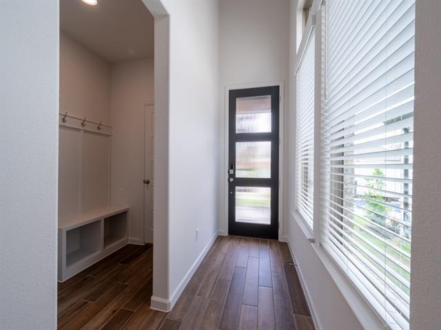 Building Photo - 9316 Paintbrush Dr