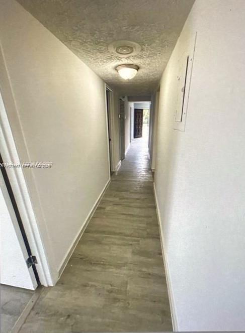 Foto del edificio - 3503 SW 15th St