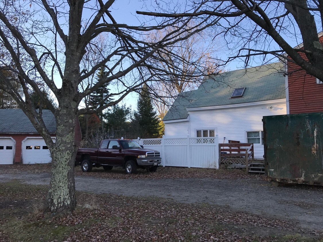 Building Photo - 110 Harpswell Rd