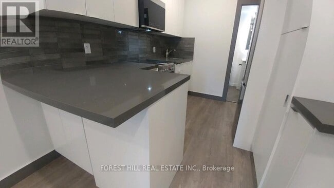 Photo du bâtiment - 1213 Dundas St W
