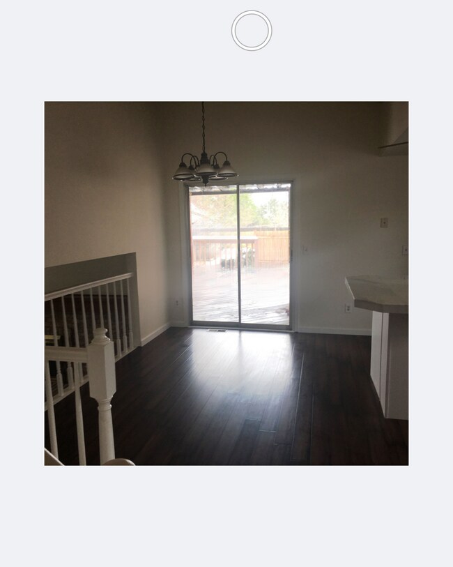 Building Photo - Spacious Backyard + Quiet Street | 3 Bed /...