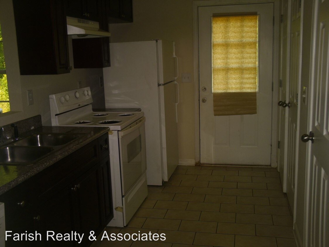 Building Photo - 5 br, 3.5 bath House - 119 Brixton Cir