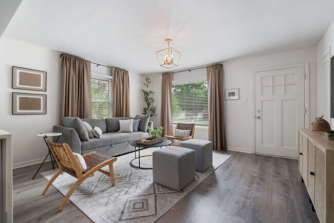 Foto del edificio - 116 S Hudson St