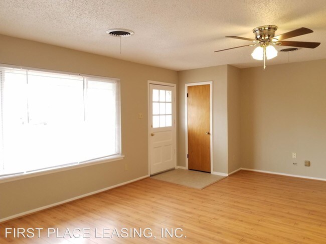 Building Photo - 3 br, 2 bath House - 509 Circle Dr.