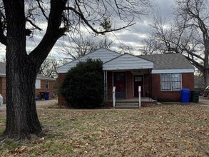 Building Photo - 1120 Arkansas St