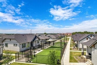 Building Photo - 5521 Wild Acrs