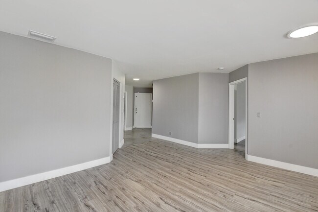 Foto del edificio - 6080 Verde Trail S