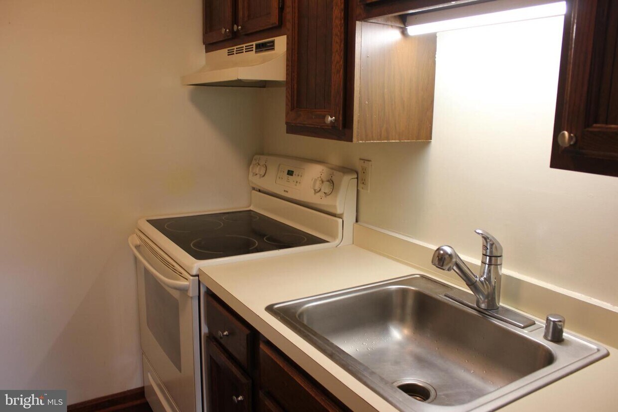 44759 Woodlake Ct, California, MD 20619 House Rental in California, MD