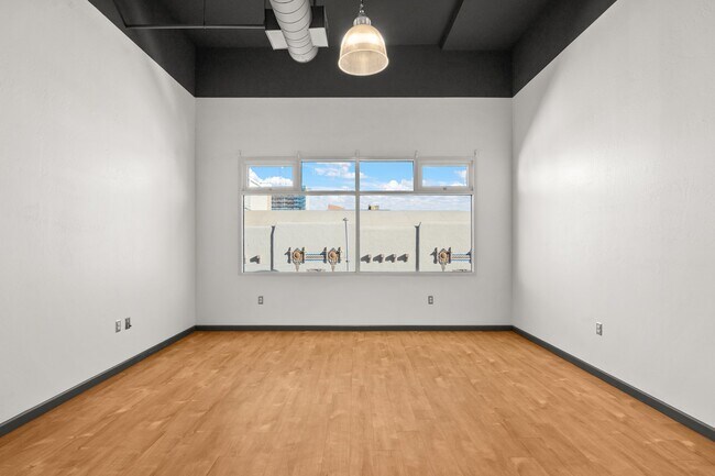 Foto del edificio - 505 Central Lofts