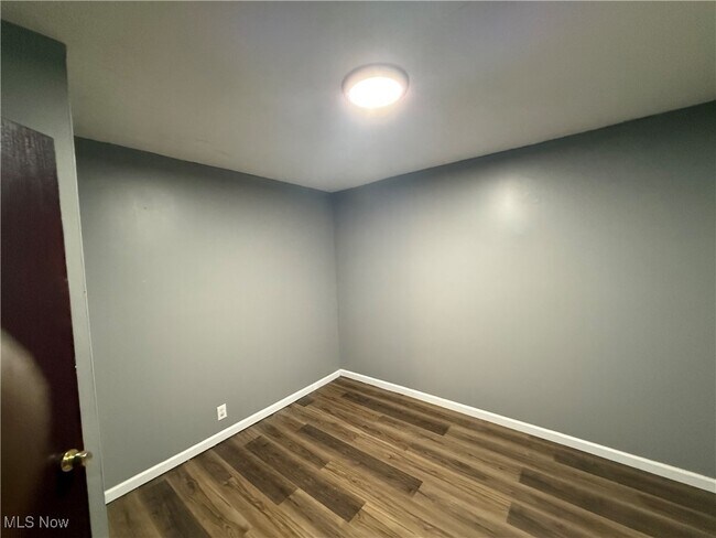 Foto del edificio - 371 Beth St