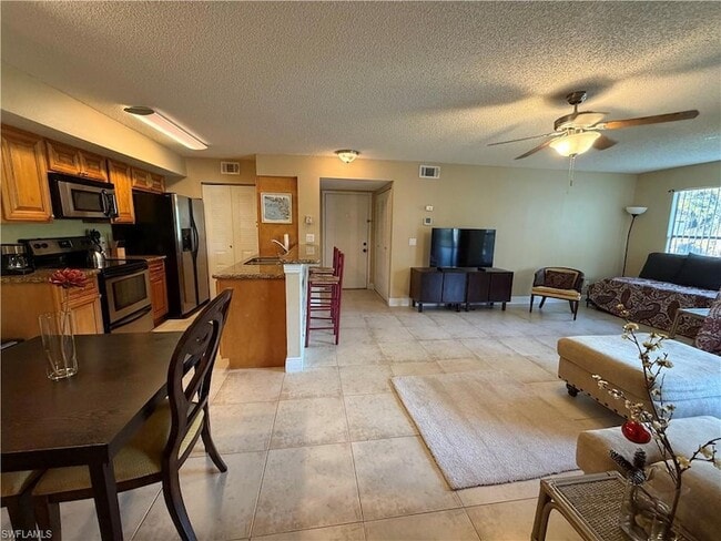 Building Photo - 2070 Arbour Walk Cir