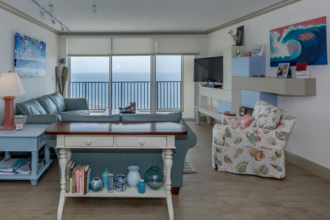 Foto del edificio - 300 Ocean Trail Way