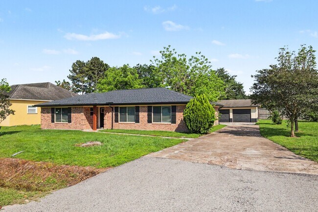 Foto del edificio - 10606 Hemwick Dr