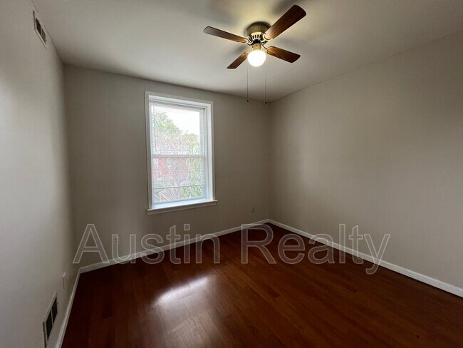 Foto del edificio - 4011 Shenandoah Ave