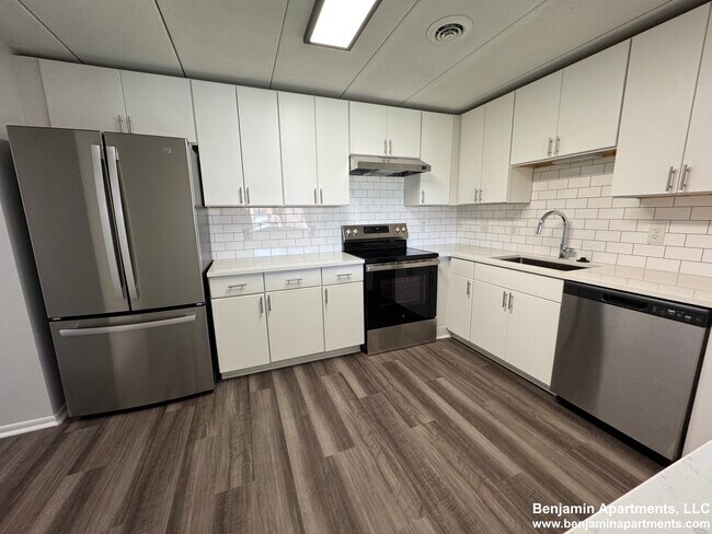 Foto del edificio - 53 Hill Rd