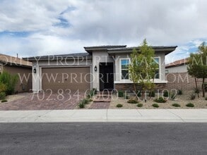 Building Photo - 254 Tallis Hills Ave