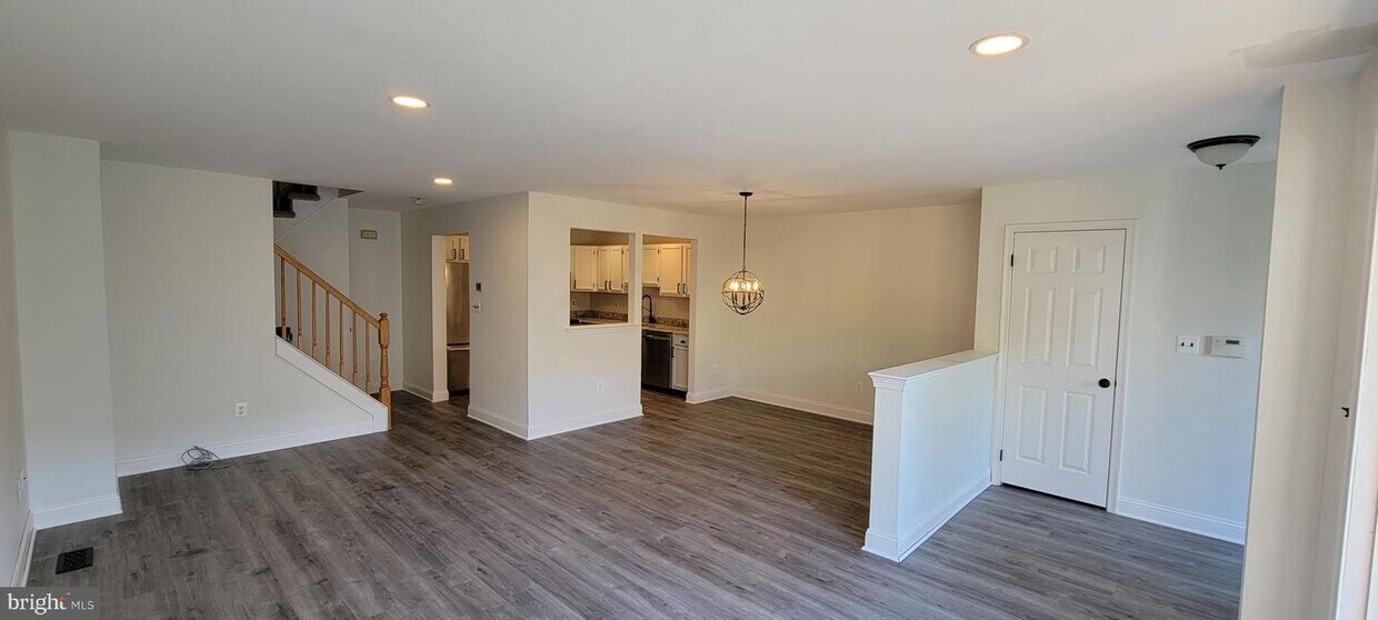 7902 Spruce Mill Dr, Morrisville, PA 19067 Townhome Rentals in