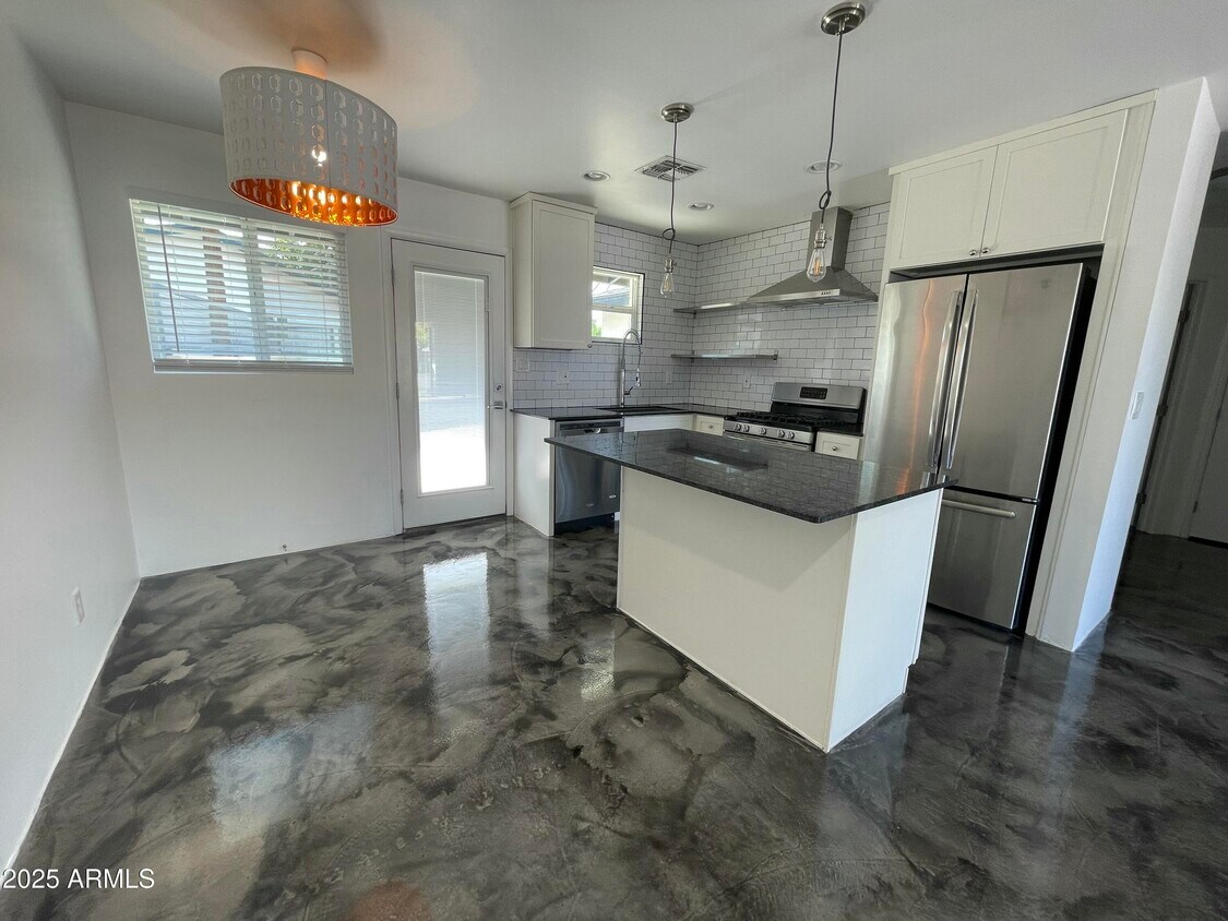 Foto principal - 3416 N 37th St