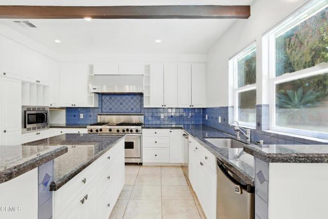 Building Photo - 7772 Torreyson Dr
