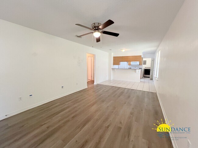 Foto del edificio - Inviting 2 Bedroom Duplex in Crestview!