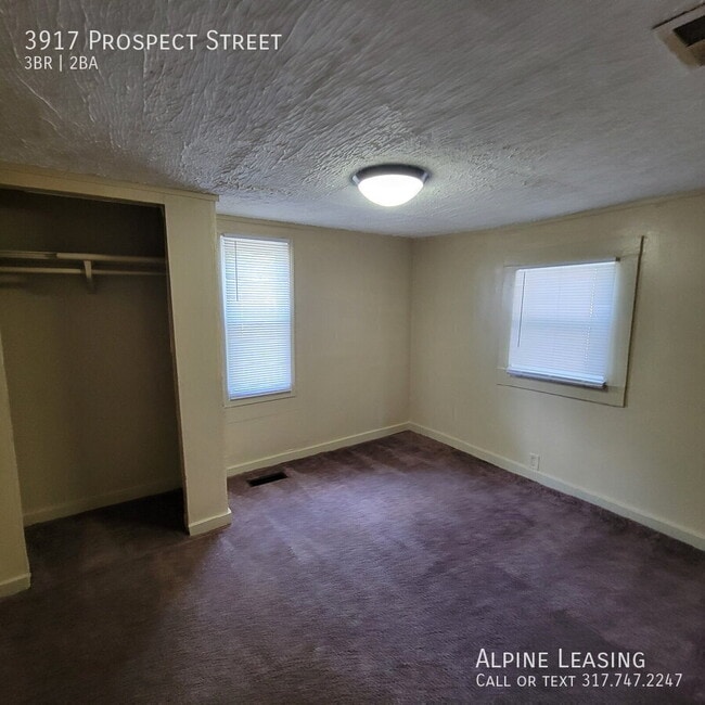Building Photo - 3917 Prospect St